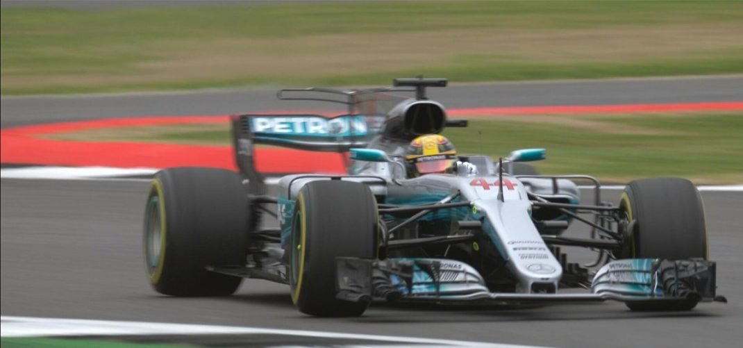 Foto de FP3 – Hamilton lidera a última sessão de treinos livres, Vettel coloca a Ferrari em briga pela pole