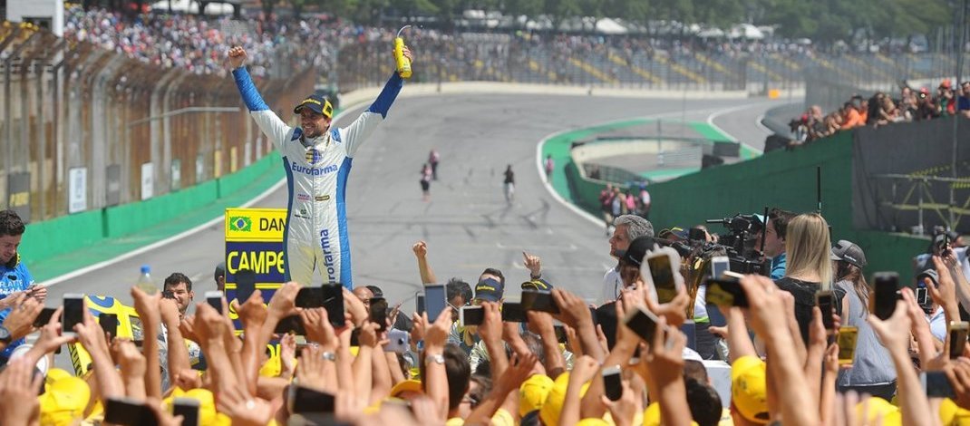 Foto de Daniel Serra conquista primeiro título na Stock Car