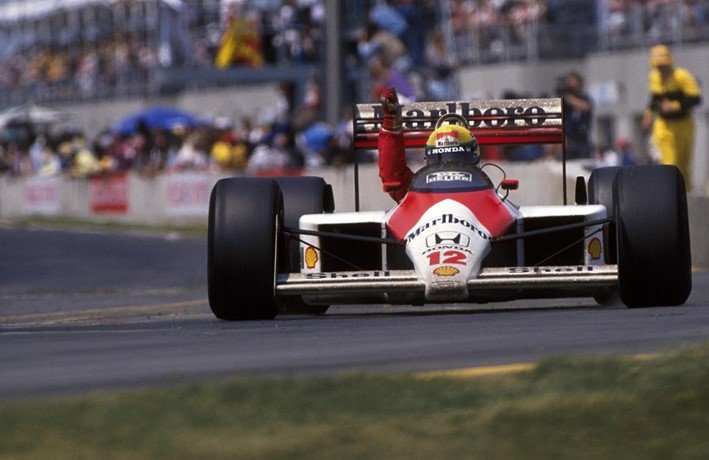 Foto de Senna vence o primeiro confronto direto e inicia a reação – Dia 22 de 365 dias mais importantes da história do automobilismo – Segunda Temporada