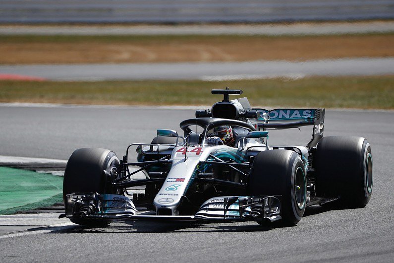 Foto de TL1 Inglaterra – Sexta-feira começa com dobradinha da Mercedes, liderada por Hamilton