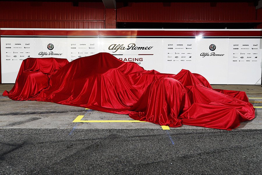 Foto de GALERIA: Alfa Romeo Racing apresenta o C38