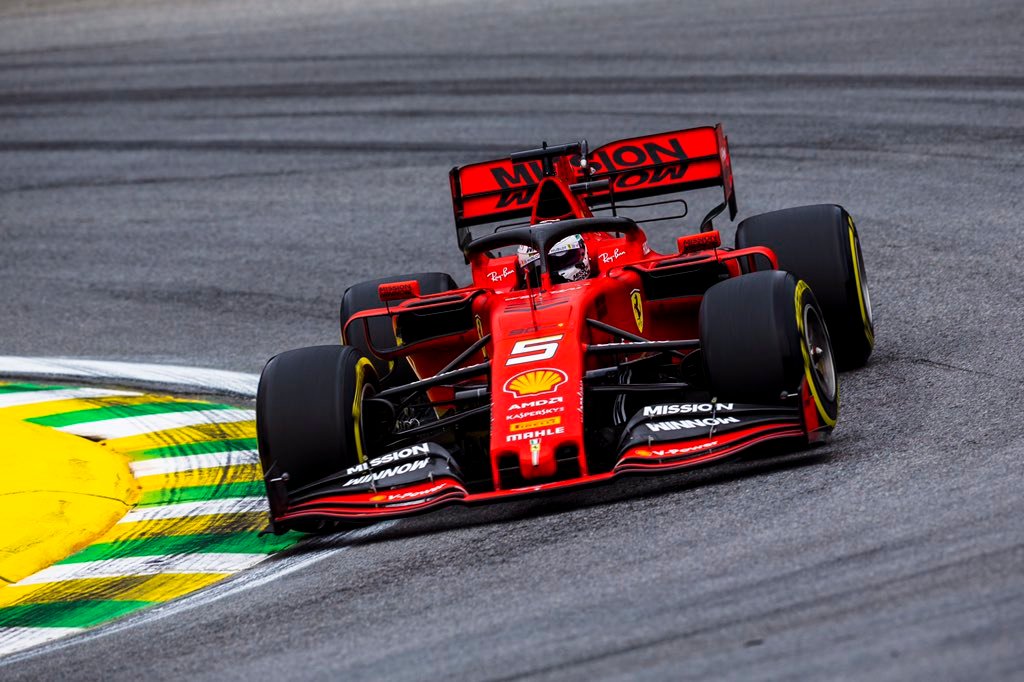 Foto de TL2 Brasil – Sebastian Vettel puxa dobradinha da Ferrari em Interlagos, com Max Verstappen em 3°