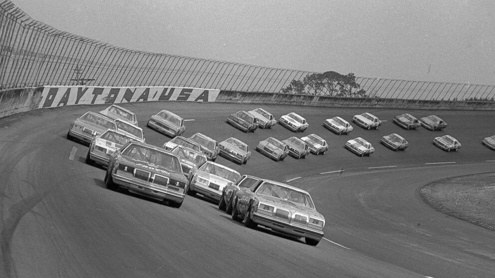 Foto de Quando a NASCAR salvou o público do marasmo (e consolidou sua maneira de ser)