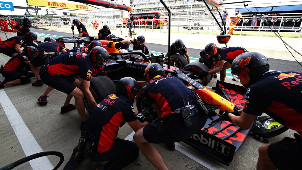 Verstappen conquista segunda posição do GP da Inglaterra - Foto: Red Bull Racing