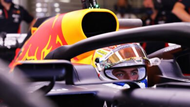 Foto de Max Verstappen lidera TL1 em Abu Dhabi, com Hamilton marcando o seu retorno na Mercedes
