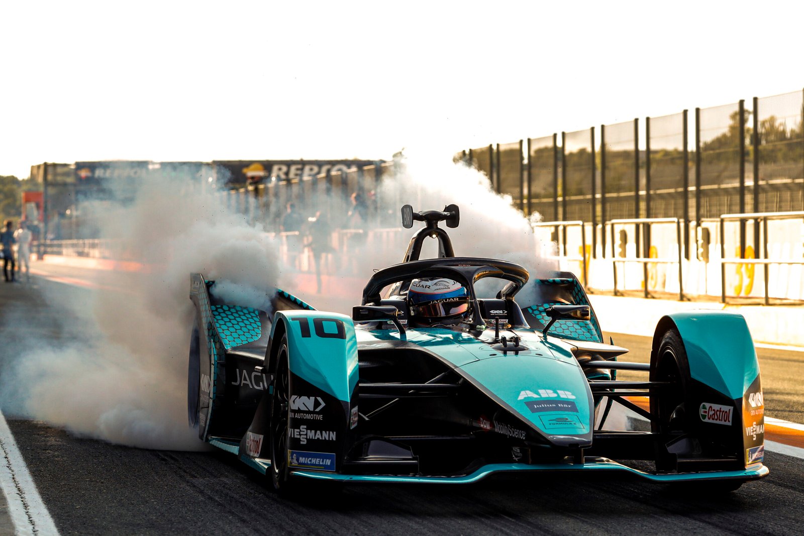 Foto de Decisão de virar 100% elétrica pode impulsionar o futuro da Jaguar na Fórmula E