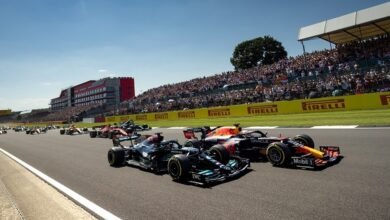 Foto de FIA rejeita “novas evidências” apresentadas por Red Bull para revisão de punição de Hamilton