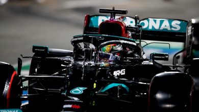 Foto de Hamilton vence liderando de ponta a ponta o GP do Catar, enquanto Verstappen faz grande corrida de recuperação