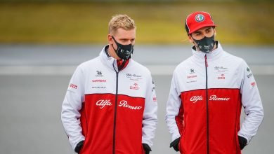 Foto de Schumacher e Giovinazzi vão dividir a função de piloto reserva na Ferrari em 2022